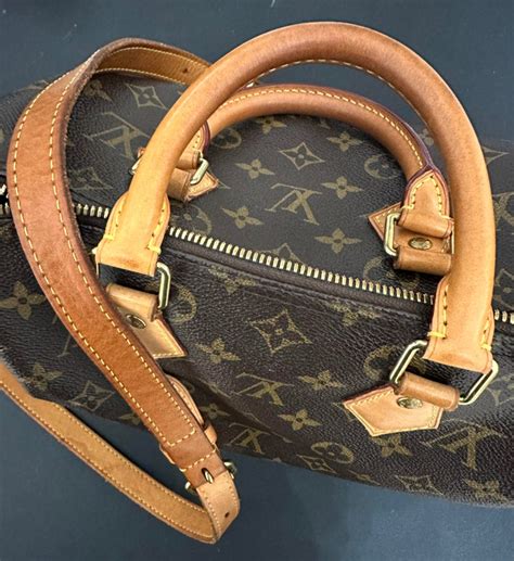 how to get louis vuitton authentication|authentic louis vuitton bag identification.